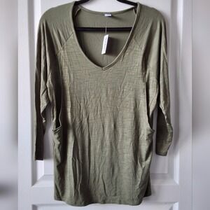 NWT Old Navy XS Maternity Nursing 3/4 Sleeve Top Comfort Lightweight Functional‎